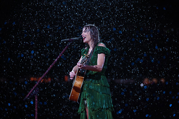 Taylor Swift Rocked the Rain