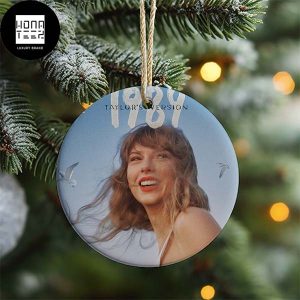 Taylor Swift 1989 Taylor Version In The Beach Signature 2023 Christmas Ornament