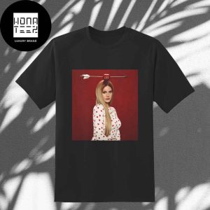 Lana Del Rey Archery And Apple In SKIMS Photoshoot Fan Gifts Classic T-Shirt