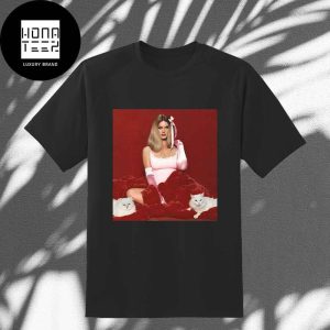 Lana Del Rey With Two Cats In SKIMS Photoshoot Fan Gifts Classic T-Shirt