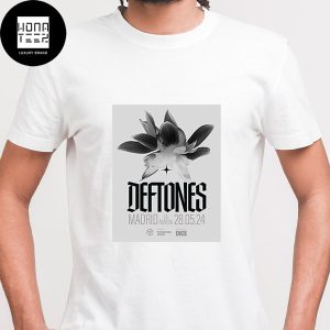 Deftones Show Madrid 28 May 2024 Fan Gifts Classic T-Shirt